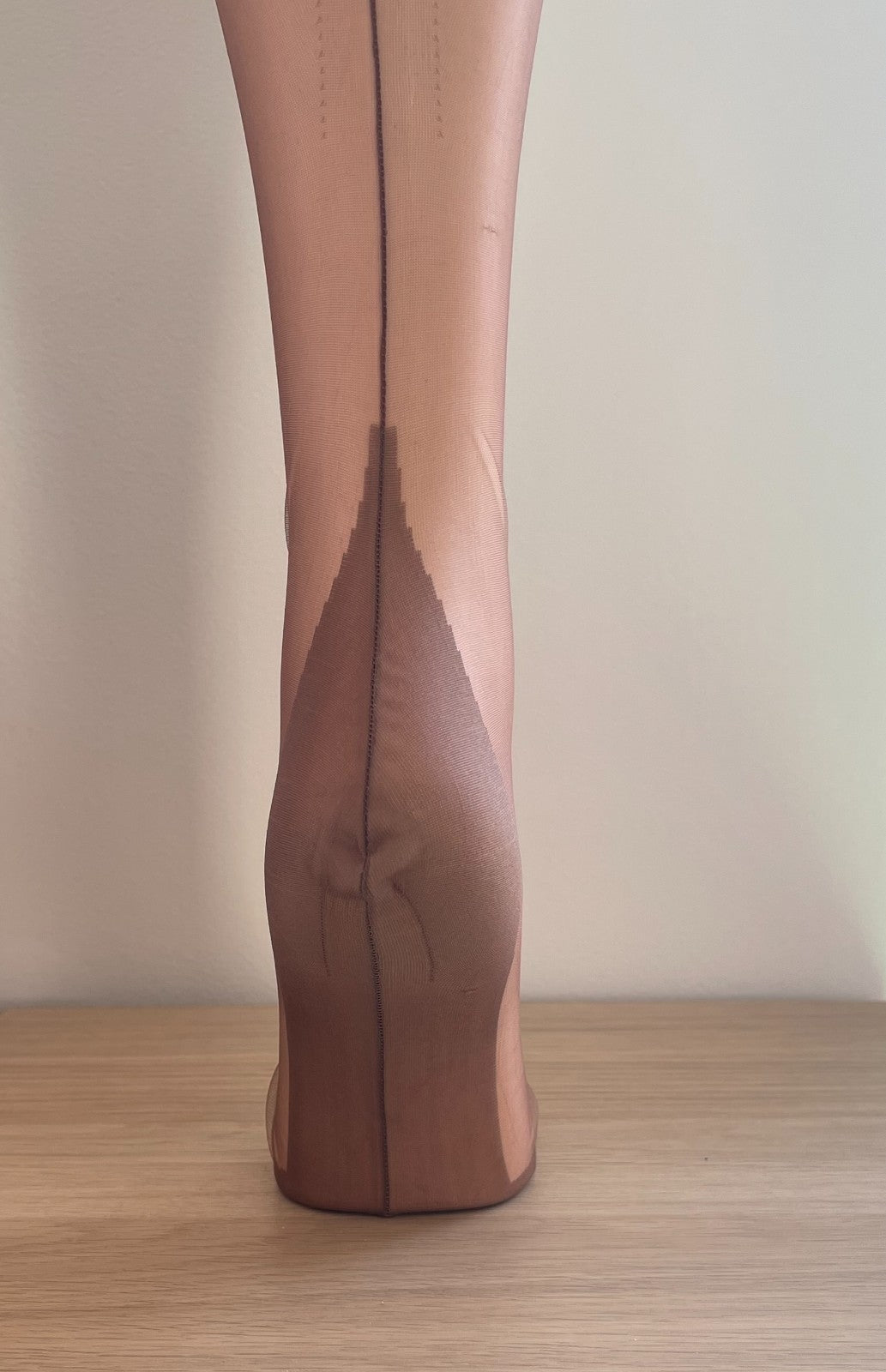 Bas couture JAMILUX 9 coloris 4 tailles. Fully Fashioned Stockings